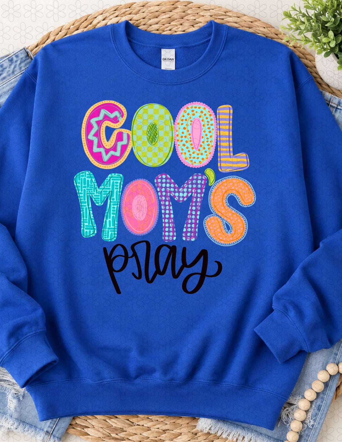 Cool Moms Pray